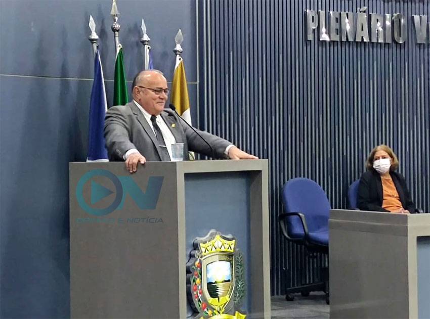 Prefeitura de Teresina tem o 15° vereador para desenterrar projeto dos ambulantes